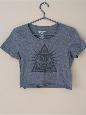Bluenotes Eye of Providence Crop Tee